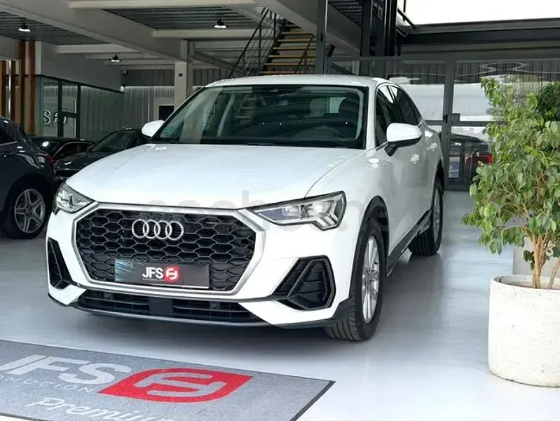 Usado Audi Q3 Sportback 150 CV (110 kW) 2020 Blanco SUV