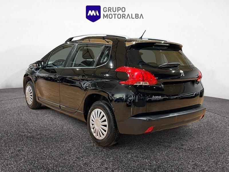 Usado Peugeot 2008 Access 82 CV (60 kW) 2015 Negro SUV