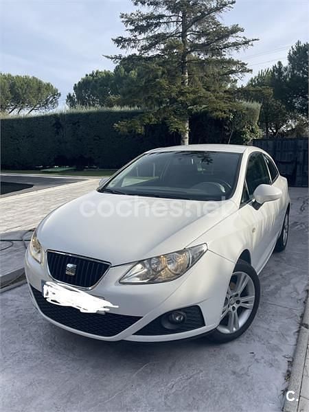 Usado Seat Ibiza SC 90 CV (66 kW) 2011 Blanco Utilitario
