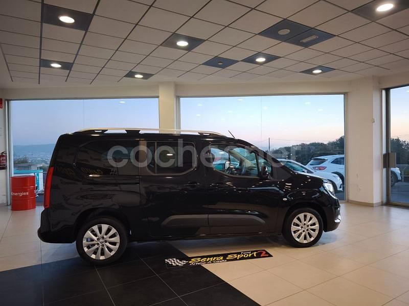 Usado Opel Combo Life Selective 102 CV (75 kW) 2020 Negro Monovolumen