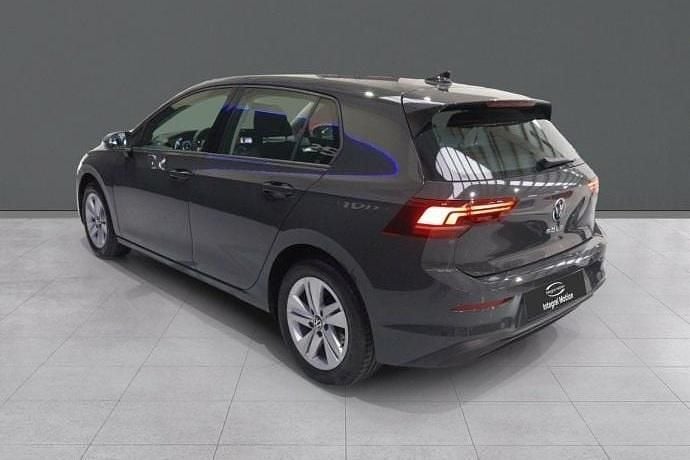 Usado VW Golf VIII 115 CV (84 kW) 2024