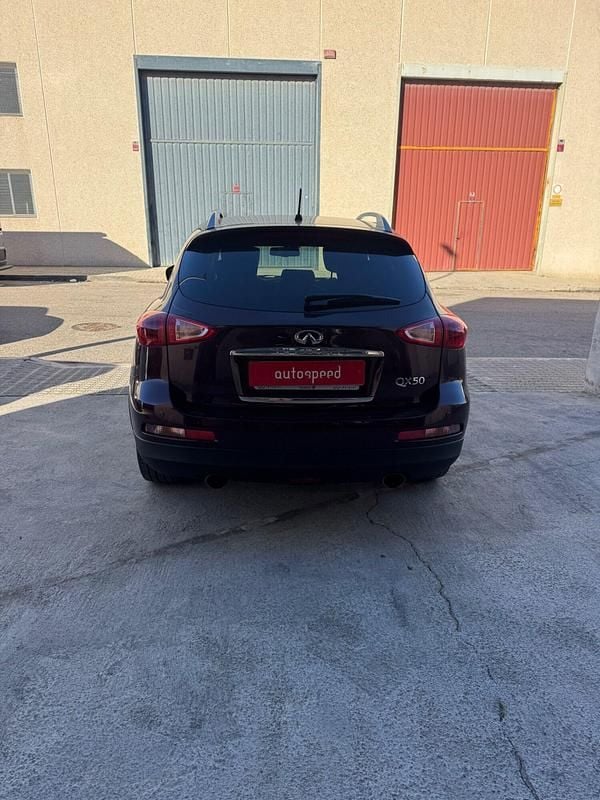 Usado Infiniti QX50 Premium 238 CV (175 kW) 2015 Rojo SUV