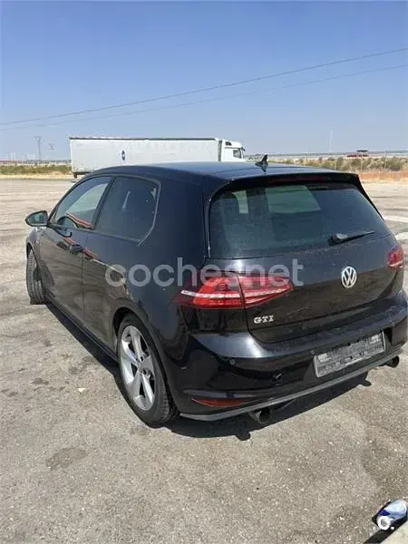 Usado VW Golf VII GTI 230 CV (169 kW) 2013 Negro Berlina