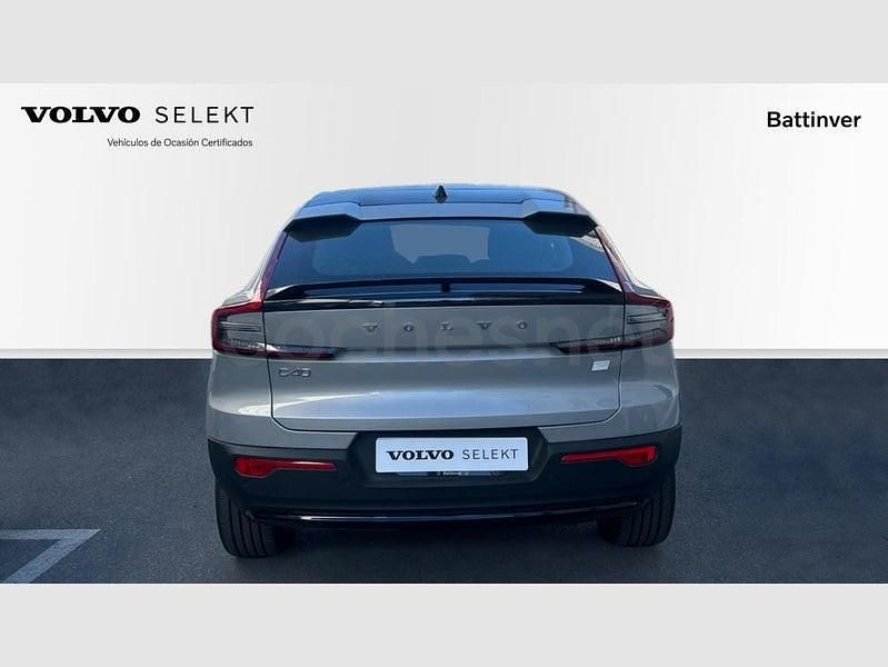 Usado Volvo EC40 Plus 300 kW (408 CV) 2024 Eléctrico SUV