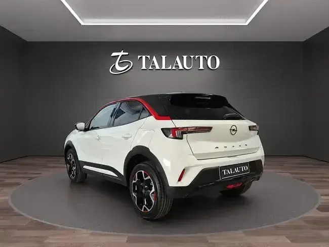 Usado Opel Mokka 110 CV (80 kW) 2023 Blanco SUV