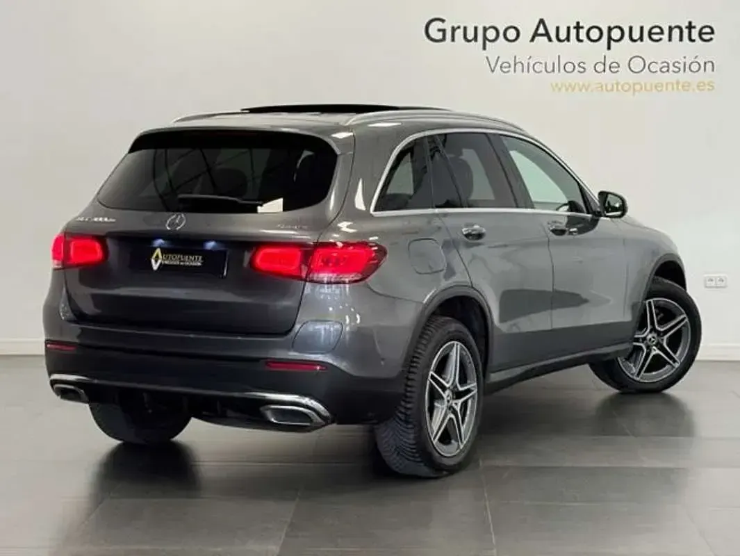 Käytetty Mercedes GLC63 AMG AMG 306 HP (225 kW) 2022 Harmaa Katumaasturi
