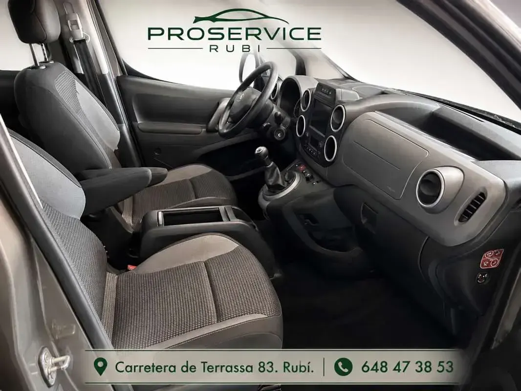 Usado Peugeot TePee Outdoor 99 CV (72 kW) 2017 Marrón Van