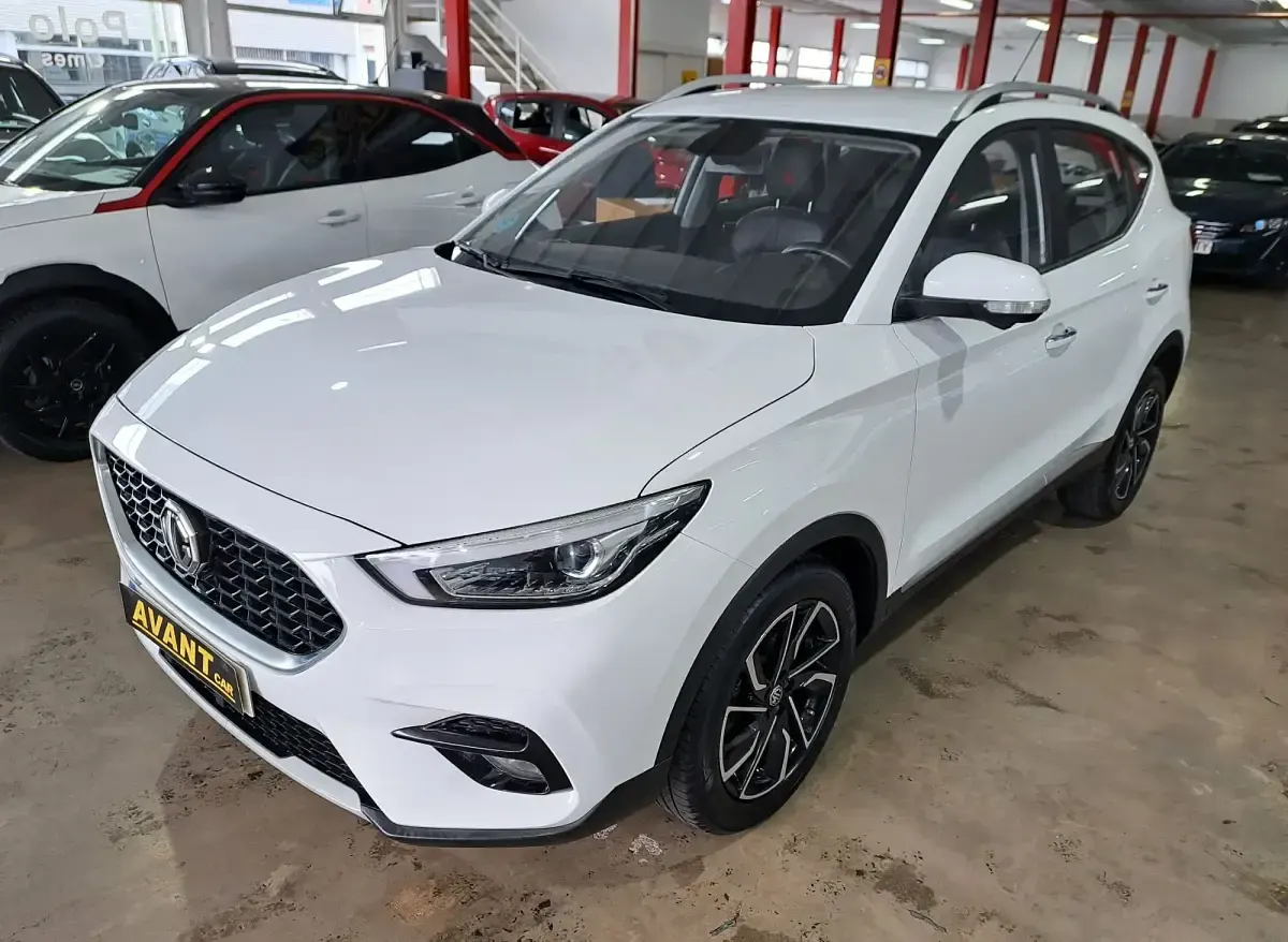 Usado MG ZS Luxury 106 CV (77 kW) 2022 Blanco Berlina