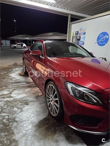 Usado Mercedes C220 170 HP (125 kW) 2018 Vermelho Coupé