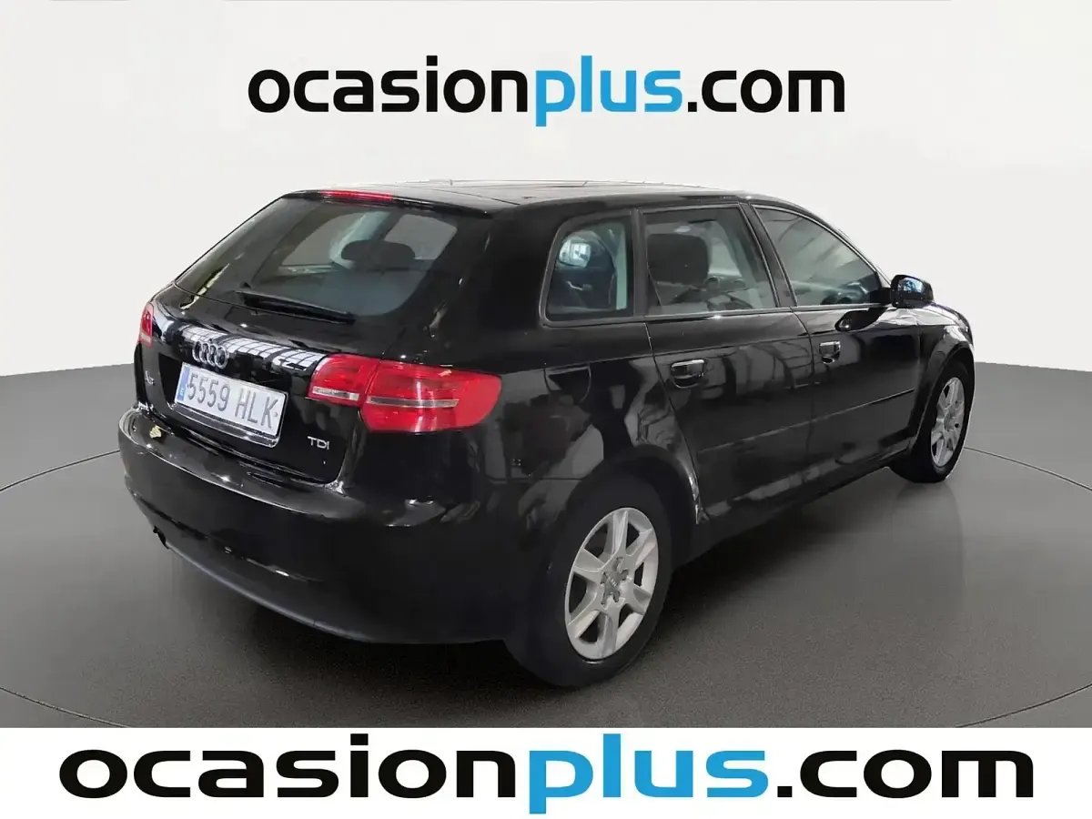 Usado Audi A3 Ambiente 105 CV (77 kW) 2012 Negro Utilitario
