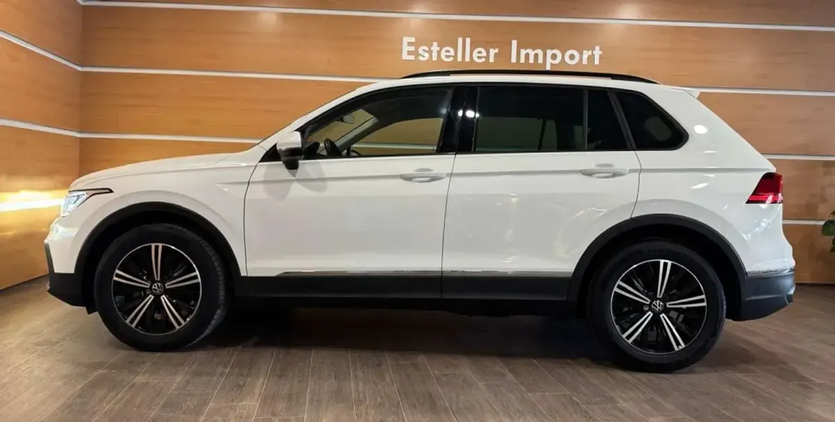 Usado VW Tiguan Life 150 HP (110 kW) 2023 Branco SUV