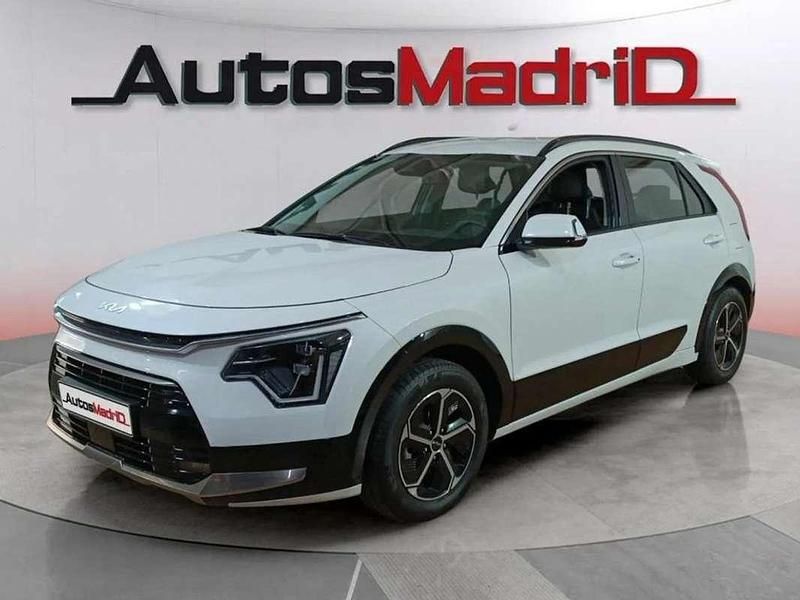 Usado Kia Niro 131 CV (96 kW) 2025 Blanco SUV