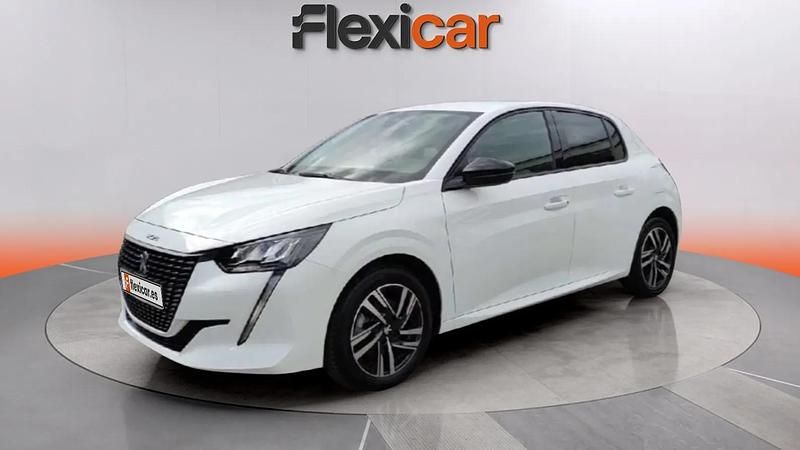 Usado Peugeot 208 Allure 101 CV (74 kW) 2023 Blanco Utilitario
