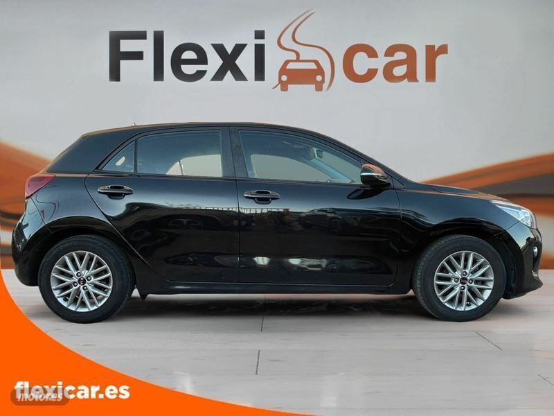 Usado Kia Rio 84 CV (61 kW) 2018 Negro Berlina
