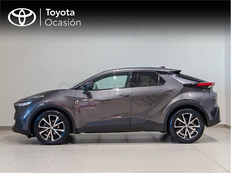 Usado Toyota C-HR Advance 140 CV (102 kW) 2024 Gris / plata SUV