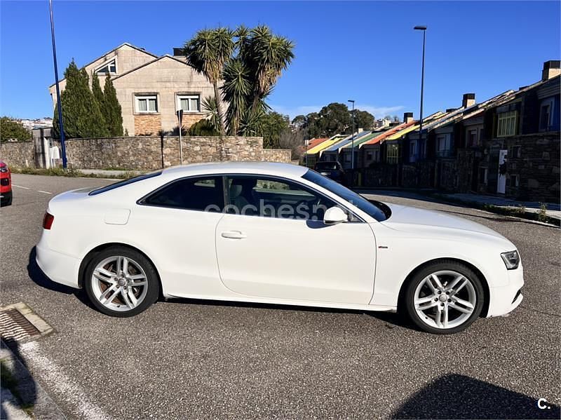 Blanco Usado 2012 Audi A5 S-Line Coupe | 9900 € (Precio justo) - Imagen 1/4