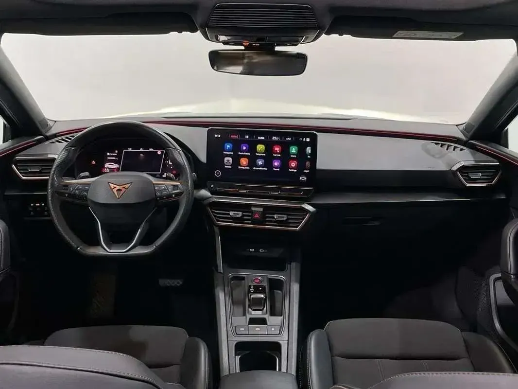 Usado Cupra Leon 150 CV (110 kW) 2024 Negro Familiar