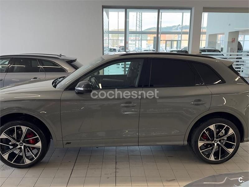 Usado Audi Q5 Comfort 190 CV (139 kW) 2019 Gris / plata SUV