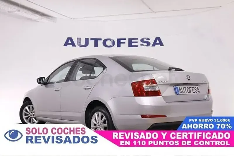 Usado Skoda Octavia Ambition 105 CV (77 kW) 2015 Gris Utilitario