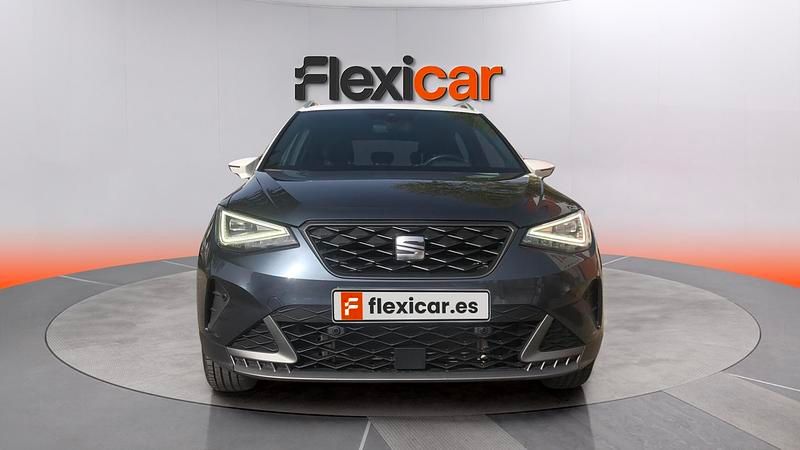 Usado Seat Arona FR 150 CV (110 kW) 2023 Gris SUV