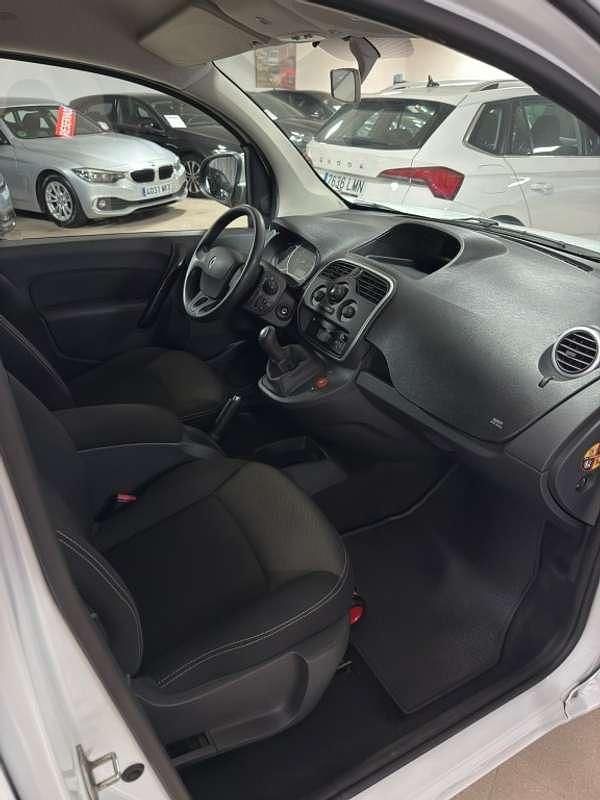 Usado Renault Kangoo 75 CV (55 kW) 2018 Blanco Monovolumen