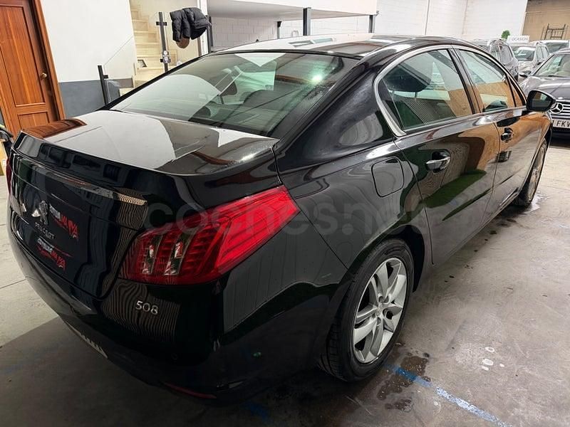 Usado Peugeot 508 Active 115 CV (84 kW) 2013 Negro Berlina