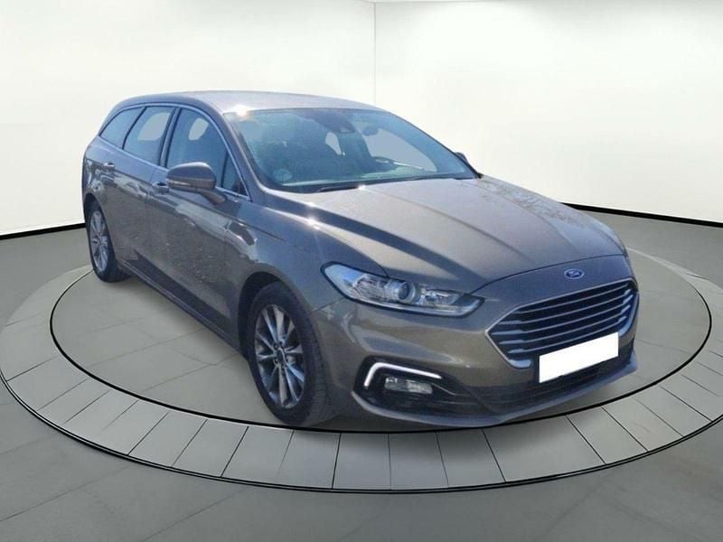 Usado Ford Mondeo Titanium 150 CV (110 kW) 2020 Gris Berlina