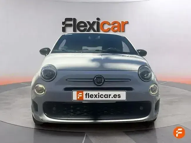 Usado Fiat 500 Club 70 CV (51 kW) 2022 Blanco Utilitario