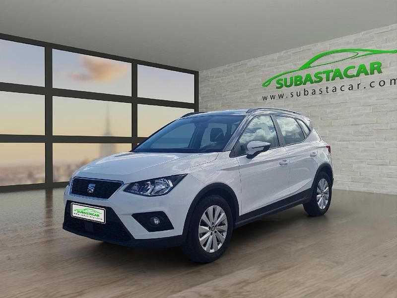Usado Seat Arona Style 110 CV (80 kW) 2021 Blanco SUV