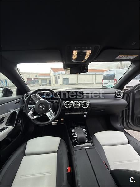 Usado Mercedes CLA180 136 CV (100 kW) 2020 Gris / plata Berlina