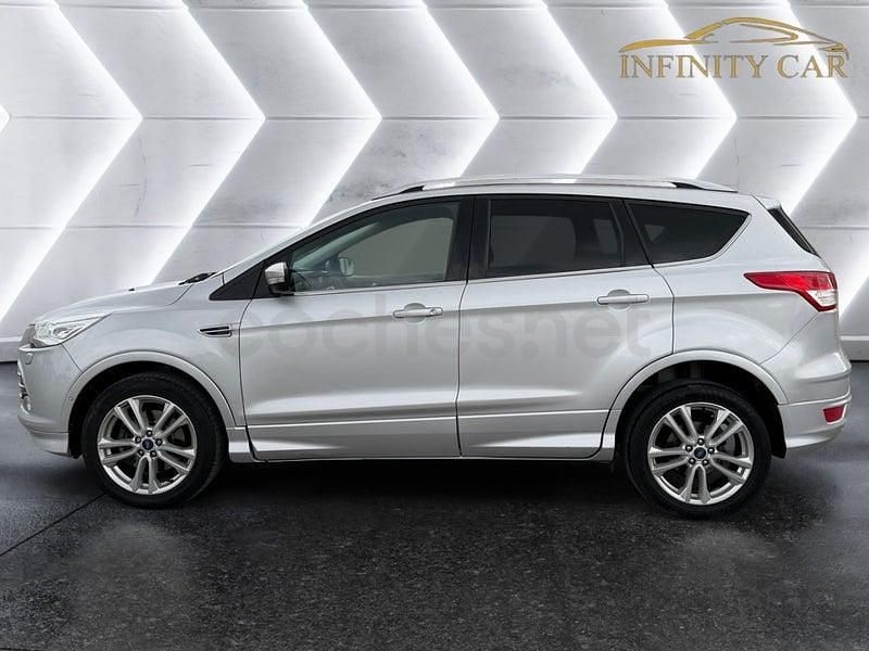 Usado Ford Kuga Titanium 150 CV (110 kW) 2016 Gris / plata SUV