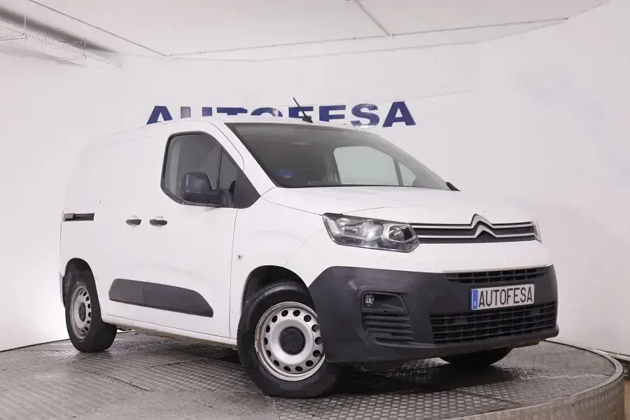 Usado Citroën e-Berlingo 100 kW (136 CV) 2022 Blanco Monovolumen