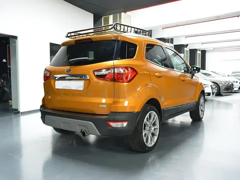 Usado Ford Ecosport Titanium 140 CV (102 kW) 2018 Amarillo SUV