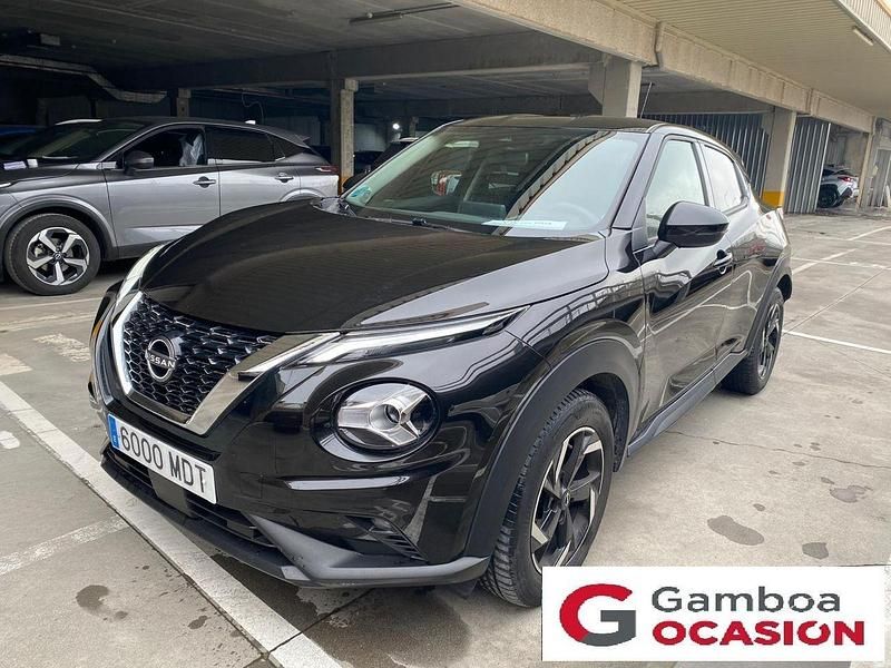 Usado Nissan Juke Acenta 114 CV (83 kW) 2023 Gris SUV