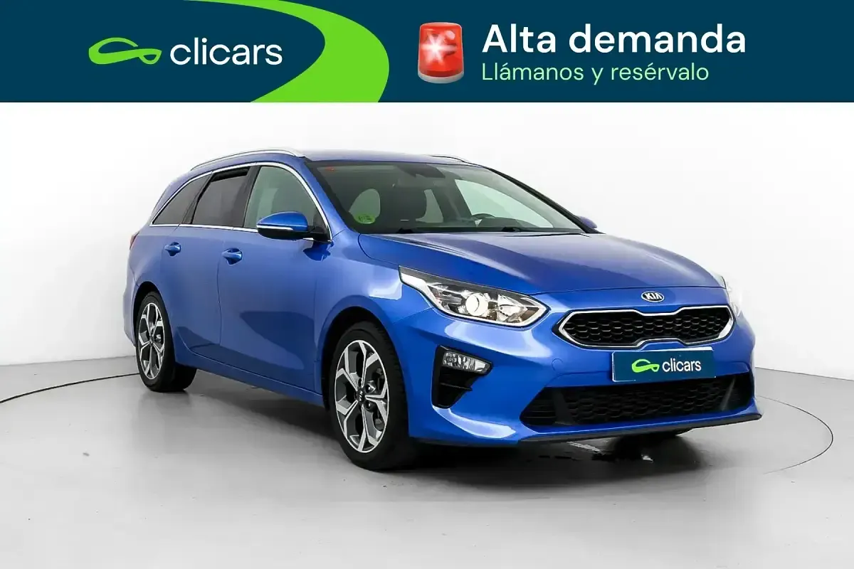Usado Kia Ceed 120 CV (88 kW) 2019 Azul Utilitario