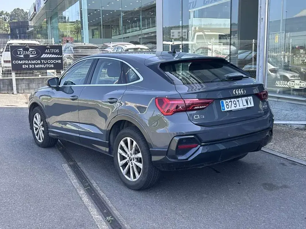 Usado Audi Q3 Sportback Advanced 200 CV (147 kW) 2022 Gris SUV