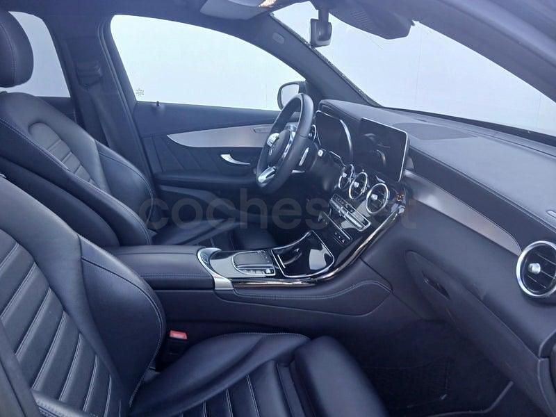 Usado Mercedes GLC220 194 CV (142 kW) 2020 Gris / plata Coupe