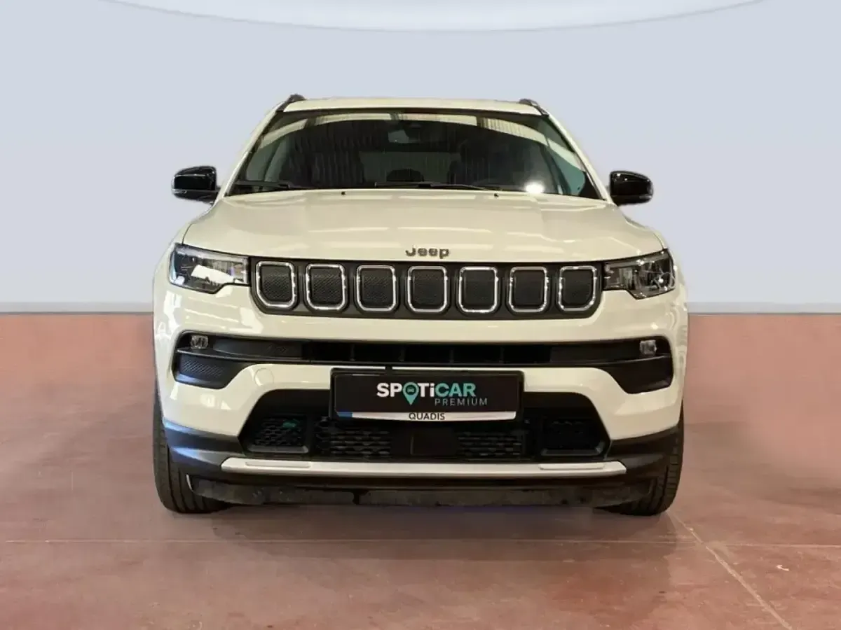 Usado Jeep Compass Limited 130 CV (95 kW) 2023 Blanco SUV