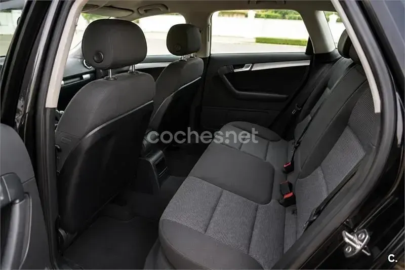 Usado Audi A3 105 CV (77 kW) 2009 Negro Utilitario