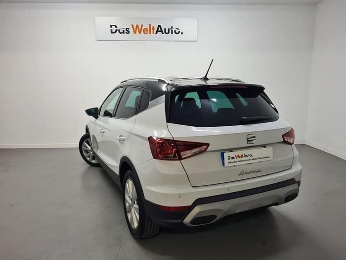 Blanco Usado 2025 Seat Arona Xperience SUV | 21.990 € (Un poco caro) - Imagen 1/4