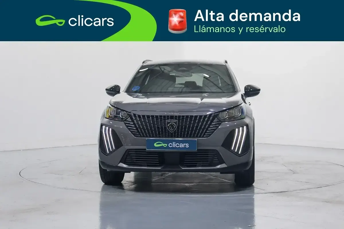 Usado Peugeot e-2008 Allure 114 kW (156 CV) 2025 Gris SUV
