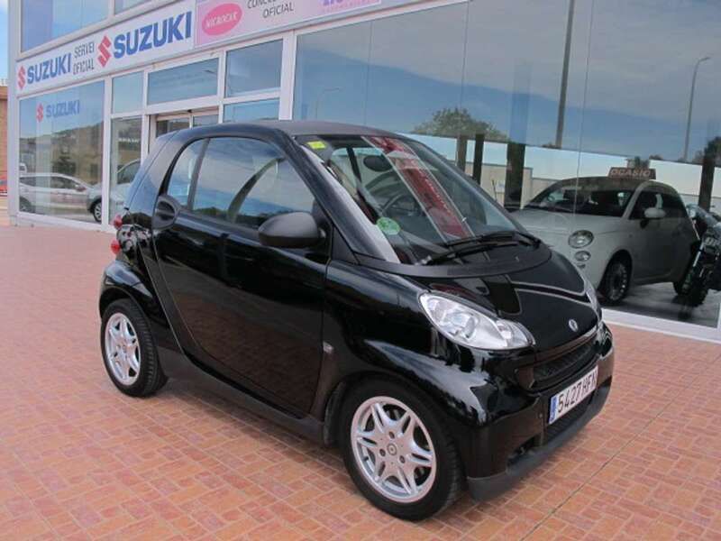 Usado Smart ForTwo Coupé 61 CV (44 kW) 2011 Negro Coupe