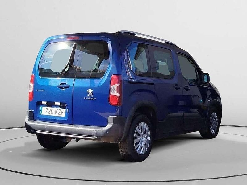 Usado Peugeot Rifter Active 131 CV (96 kW) 2019 Azul Monovolumen