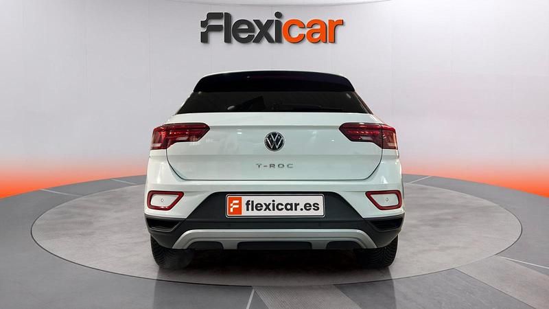Usado VW T-Roc 110 CV (80 kW) 2023 Blanco SUV
