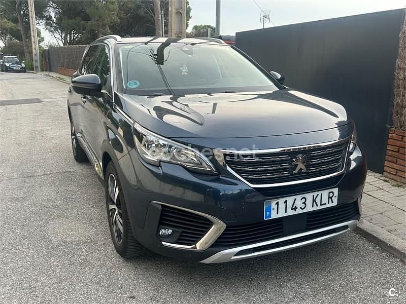 Usado Peugeot 5008 Allure 130 CV (95 kW) 2018 Azul SUV