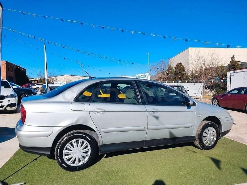 Usado Citroën C5 Exclusive 110 CV (80 kW) 2003 Gris / plata Berlina