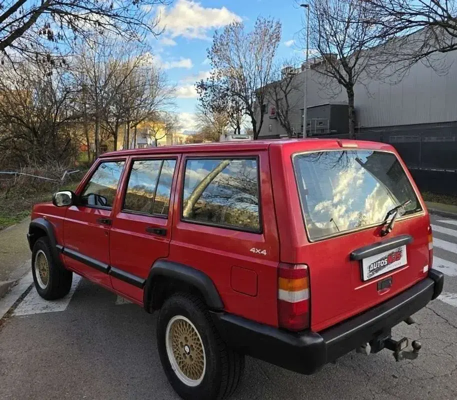 Usado Jeep Cherokee Sport 114 CV (83 kW) 1998 Rojo SUV