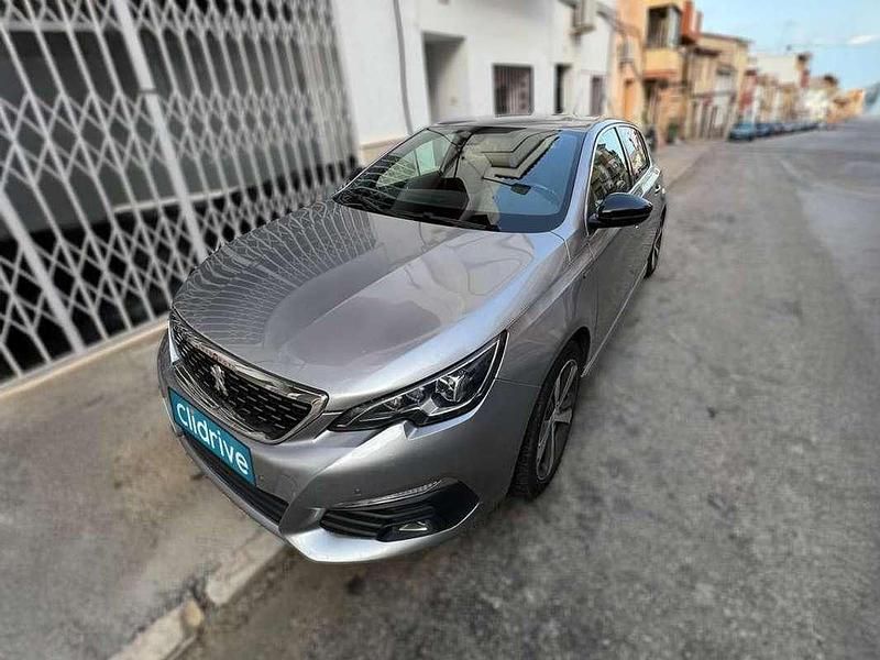Usado Peugeot 308 GT-line 131 CV (96 kW) 2017 Gris Utilitario