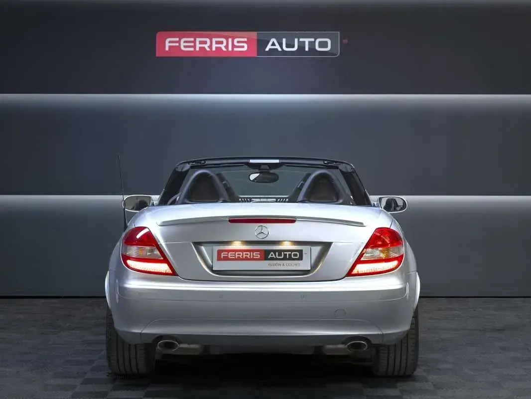 Usado Mercedes SLK280 231 CV (169 kW) 2006 Gris Descapotable