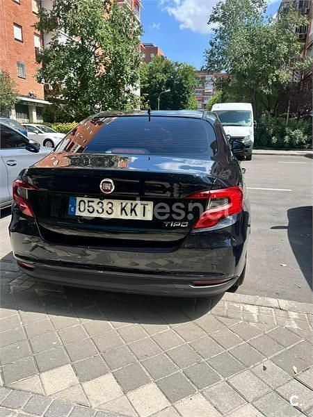 Usado Fiat Tipo Lounge 120 CV (88 kW) 2018 Negro Berlina